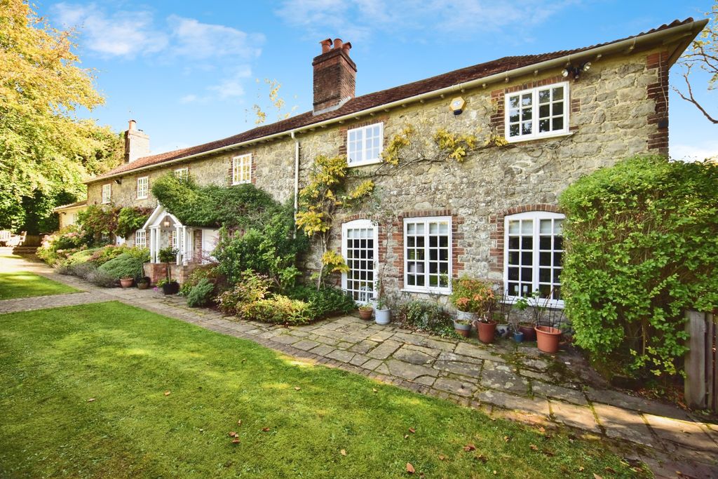 Property photo 1 of 20 Dsc_7837