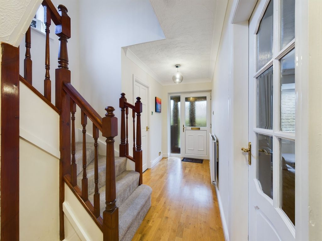 Property photo 3 of 30