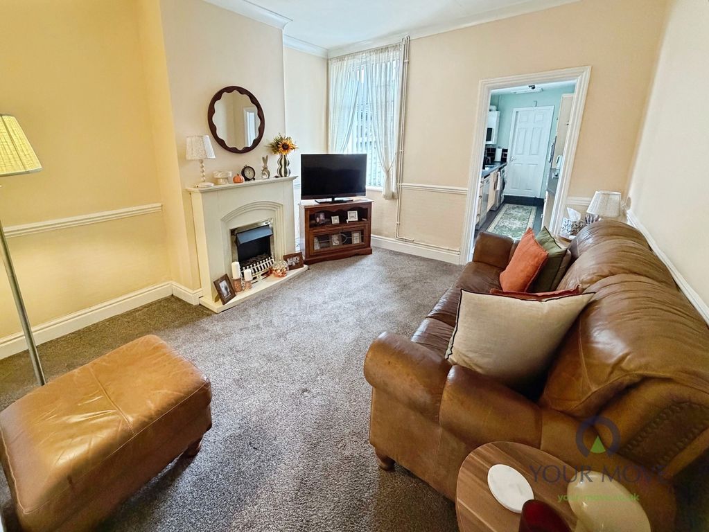 Property photo 2 of 10 Lounge