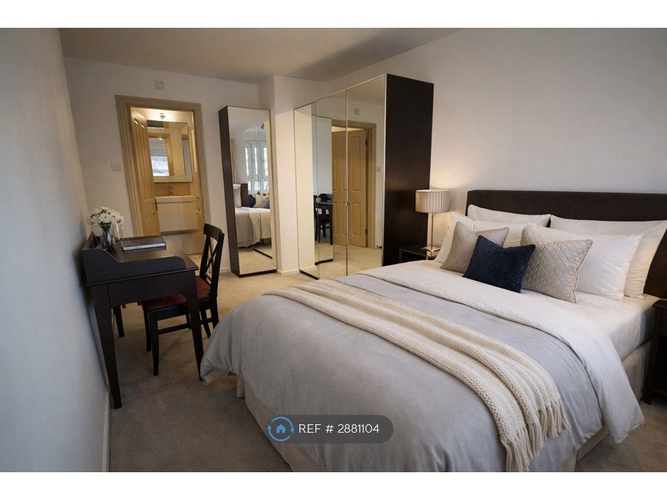 Property photo 3 of 9 Bedroom No.1 With Ensuite