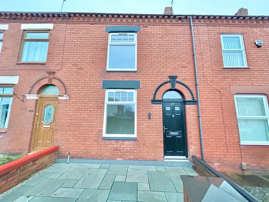 Property photo 1 of 11 Front.Jpg