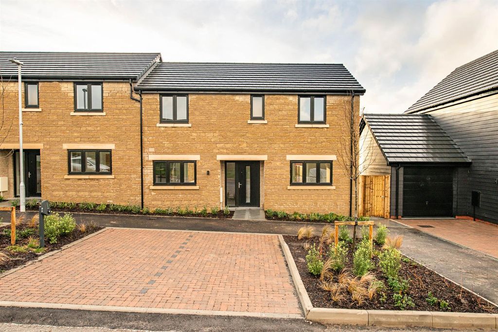 Property photo 1 of 19 Externals_7.Jpg