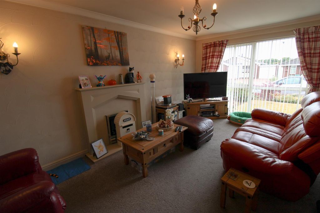 Property photo 2 of 11 Img_2889-2.Jpg