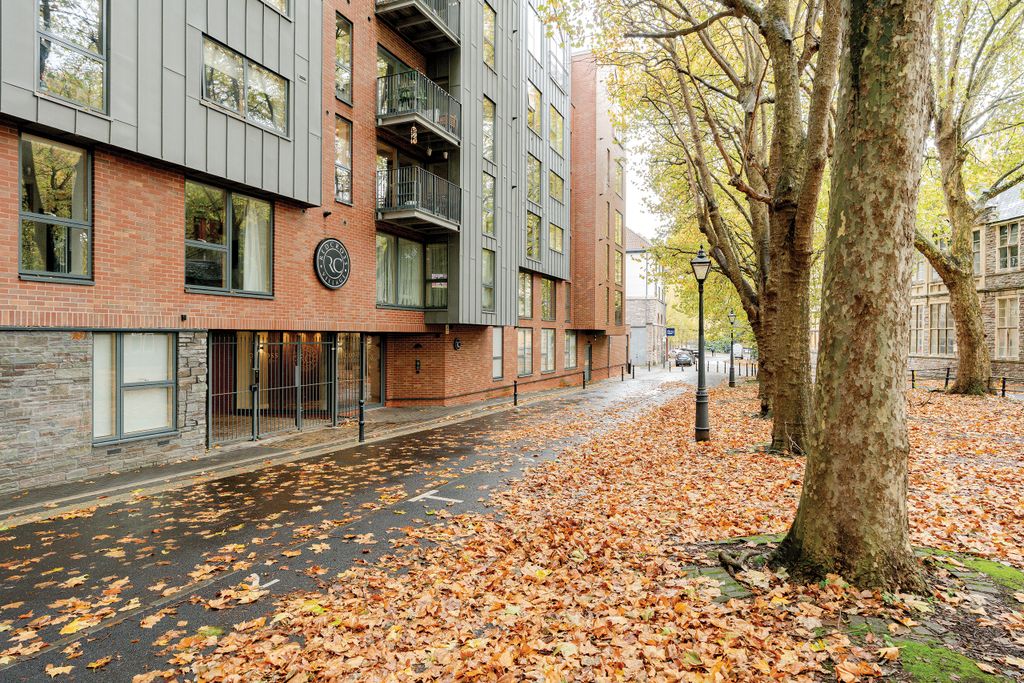 Property photo 2 of 15 Photo 1