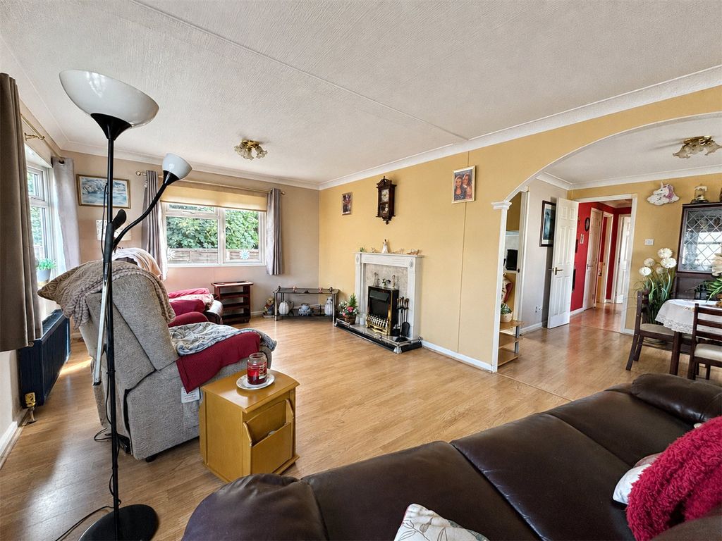 Property photo 3 of 11 Picture No. 10