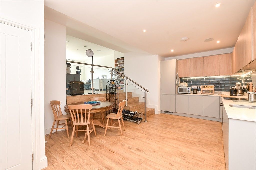 Property photo 2 of 18 Kitchen/Diner