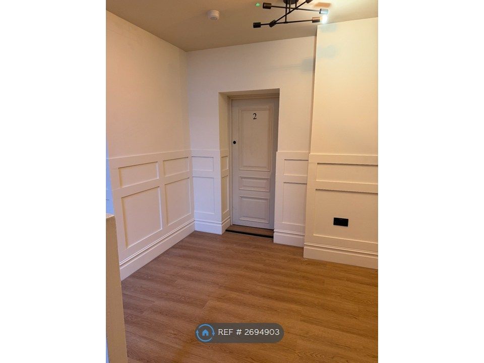 Property photo 3 of 8 Entrance To The Flat