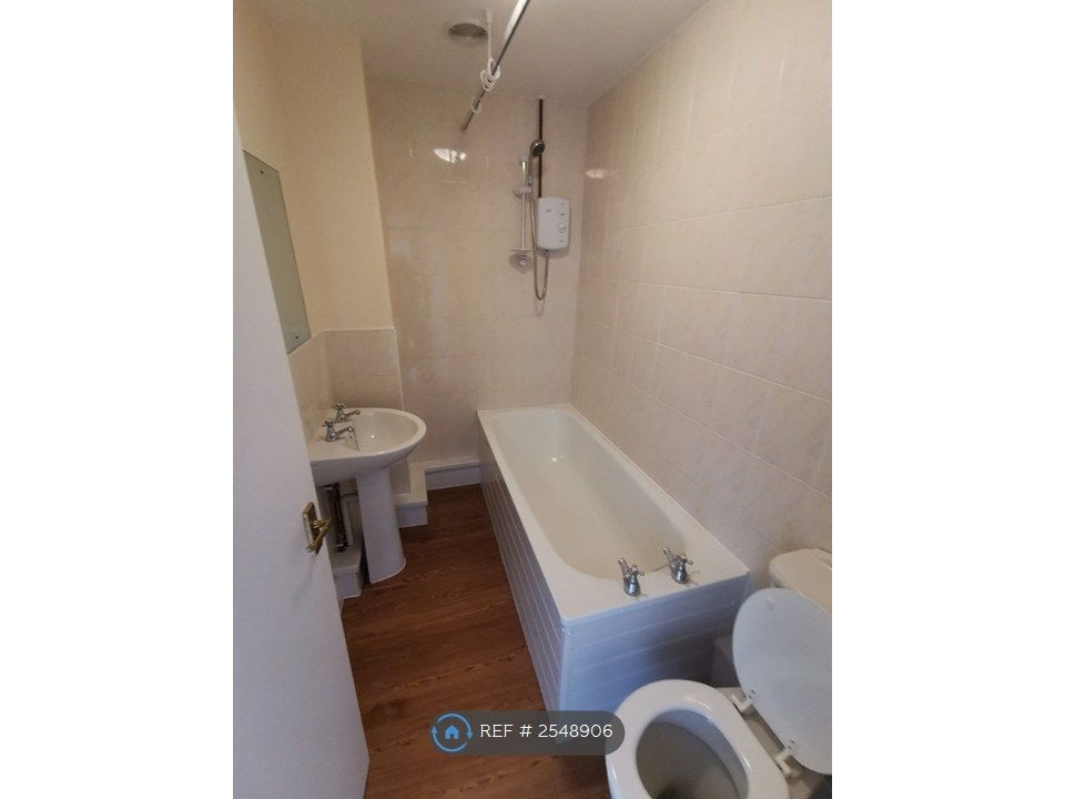 Property photo 3 of 3