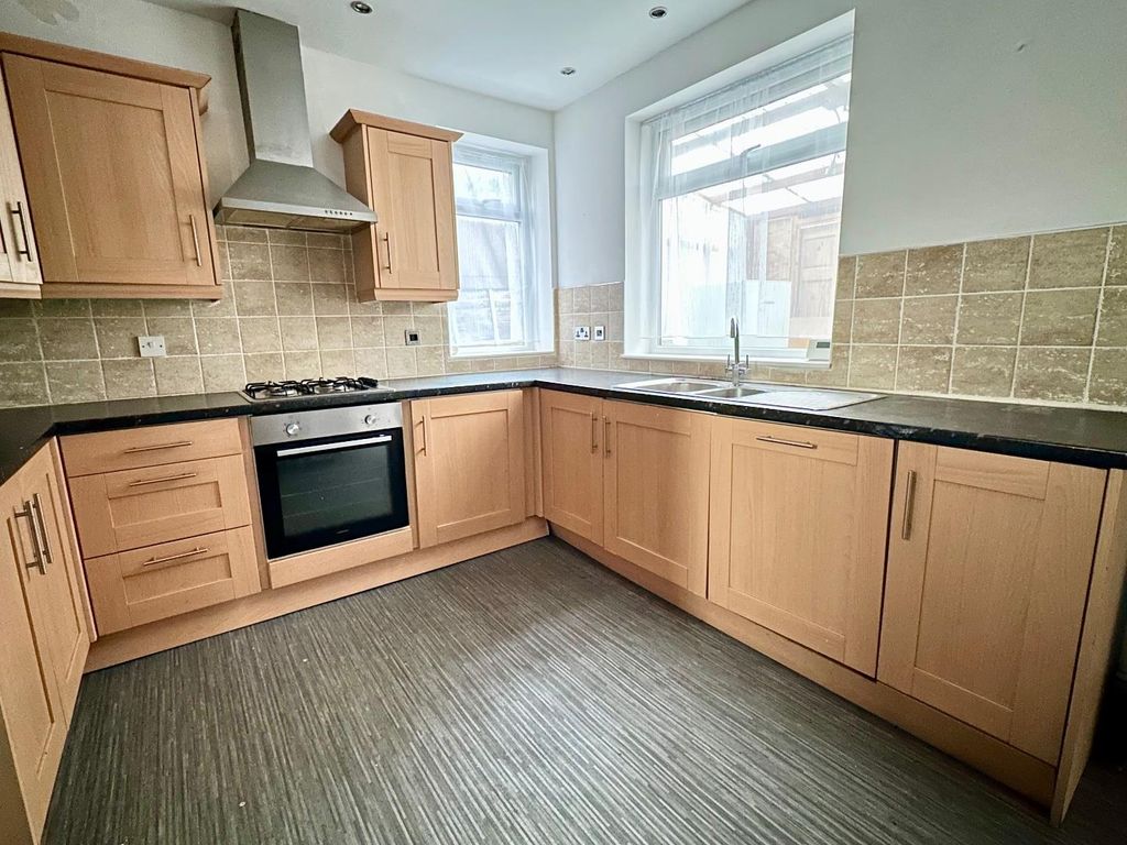 Property photo 3 of 8 Img_5390.Jpeg