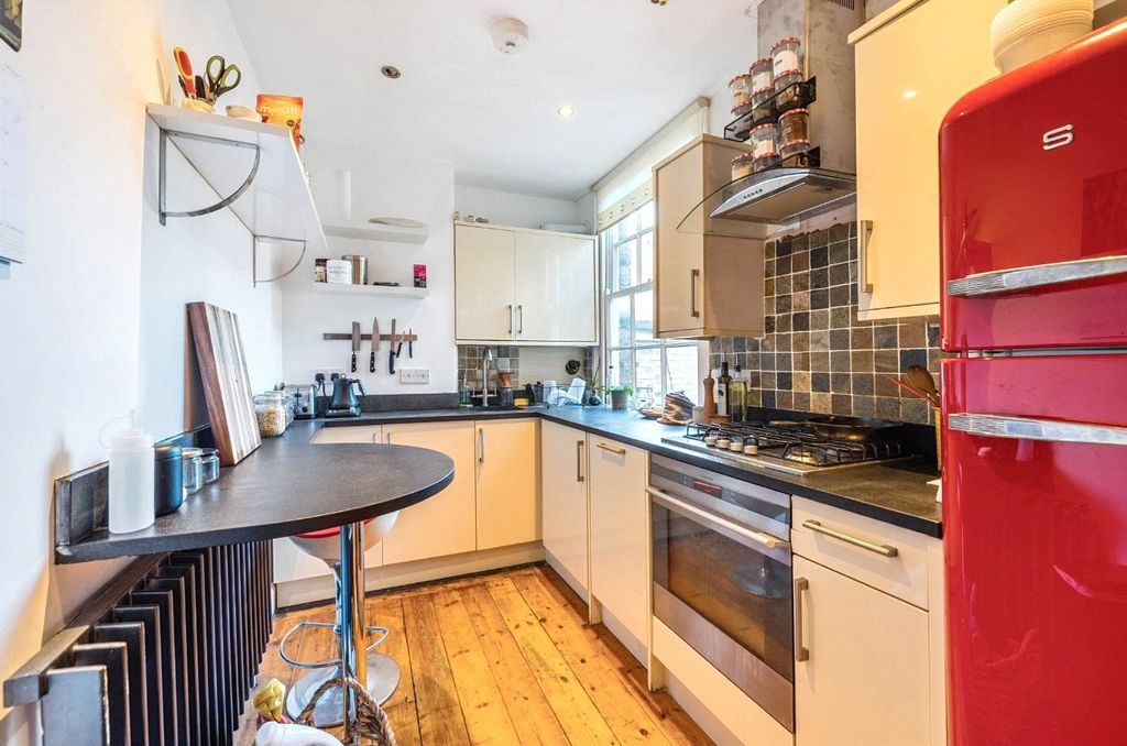 Property photo 3 of 10 Picture No. 23