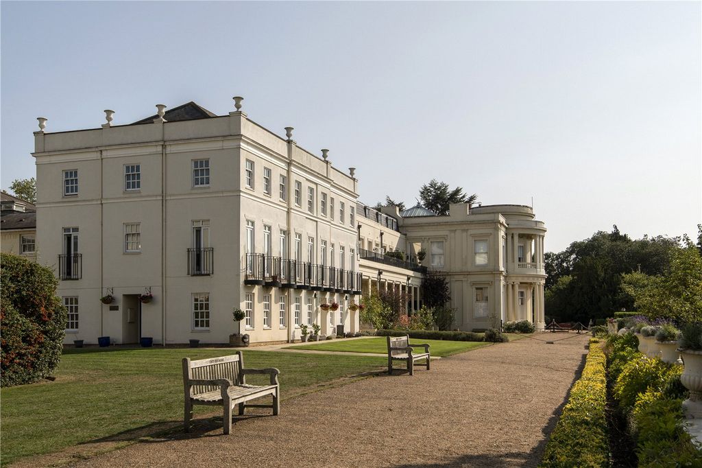 Property photo 1 of 29 Picture No. 12