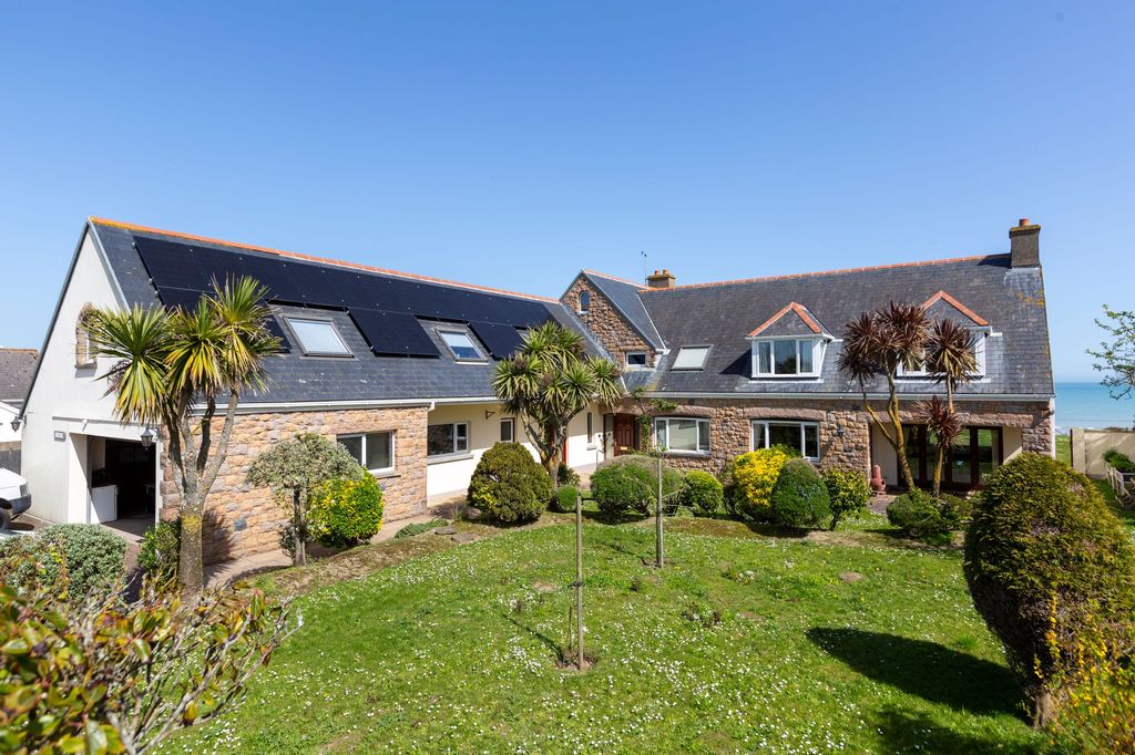 Property photo 2 of 56