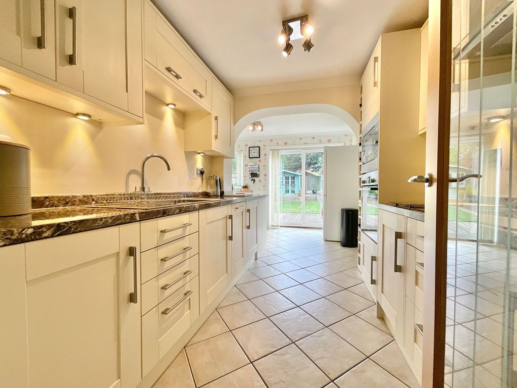 Property photo 3 of 30