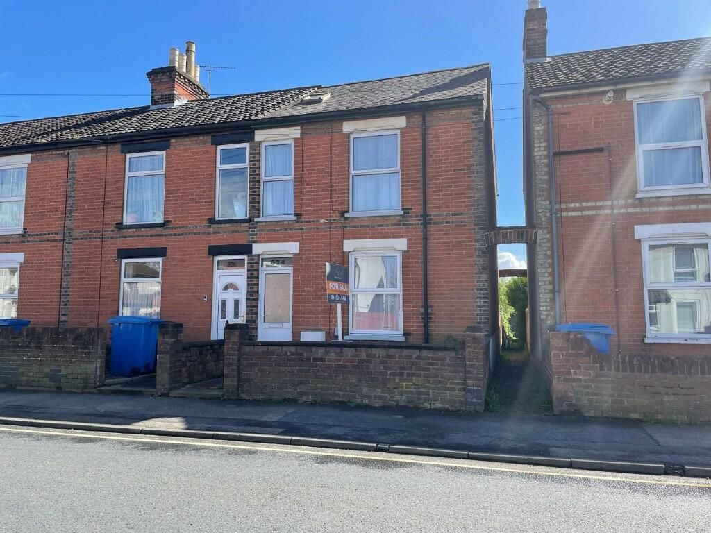 Property photo 1 of 5