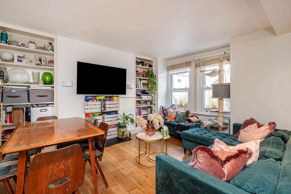 Property photo 2 of 6