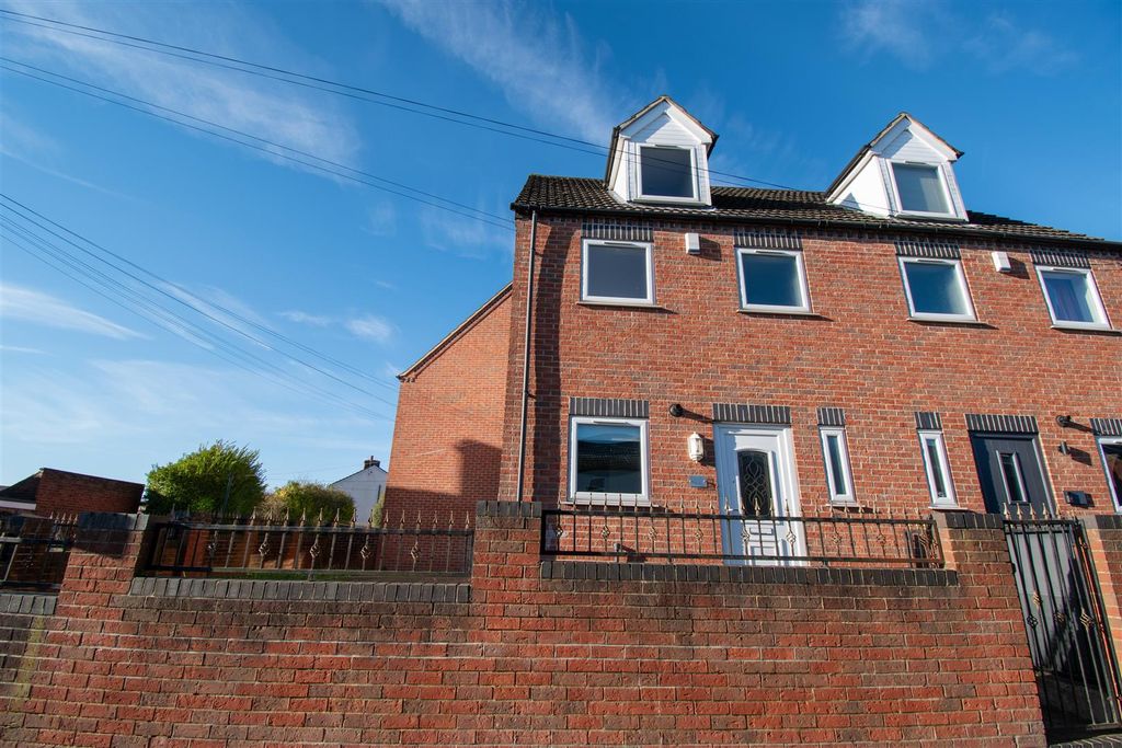 Property photo 1 of 16 Photo 21-11-2025, 12 26 05.Jpg