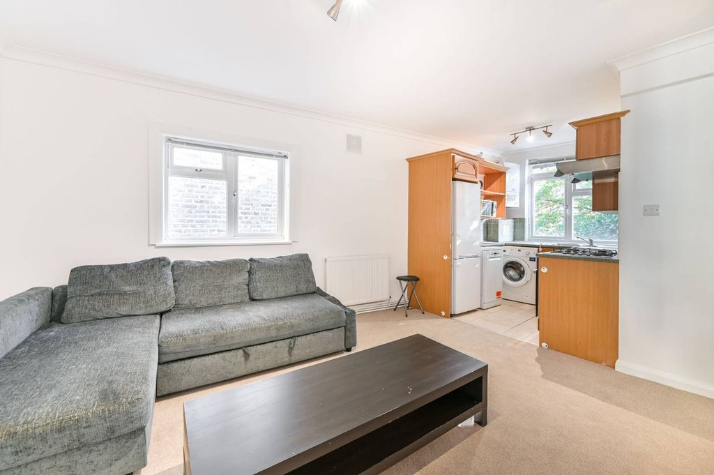 Property photo 1 of 9