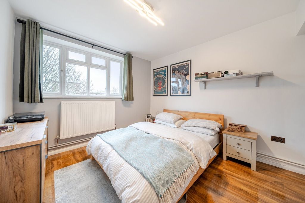 Property photo 3 of 15 Picture No. 07