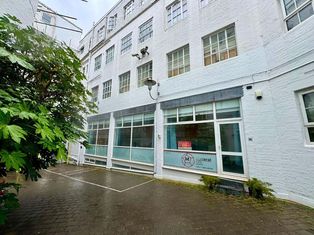 Property photo 2 of 7 1Ef94042-9ee4-49Dd-87c4-d3c50A55E69E.Jpeg