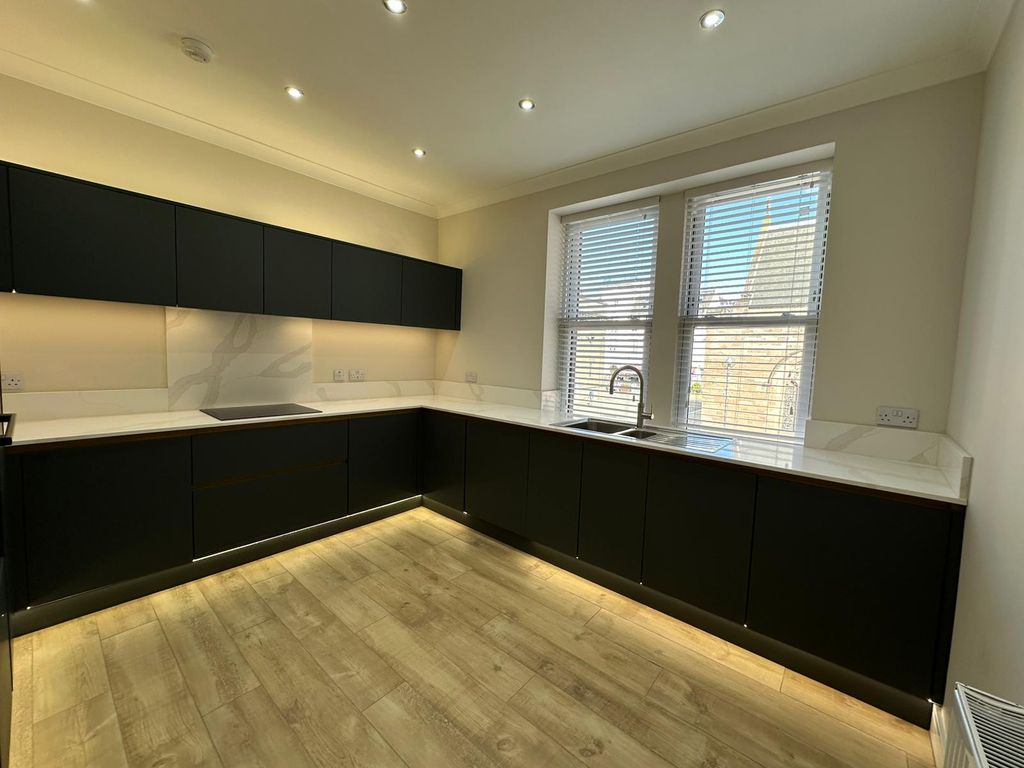 Additional image 7 of 3 bed maisonette to rent7A South St. Johns Place, Perth PH1