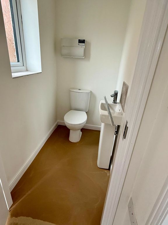 Property photo 3 of 7