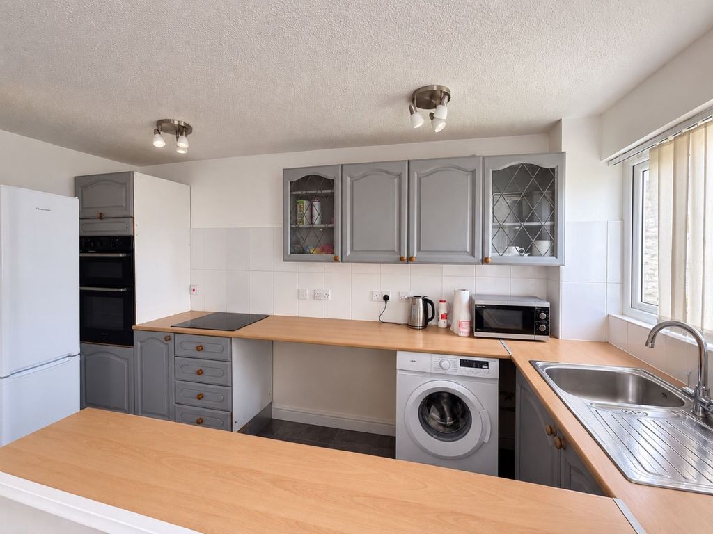 Property photo 2 of 5