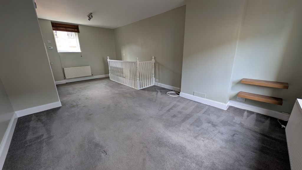 Property photo 3 of 10 Picture 3