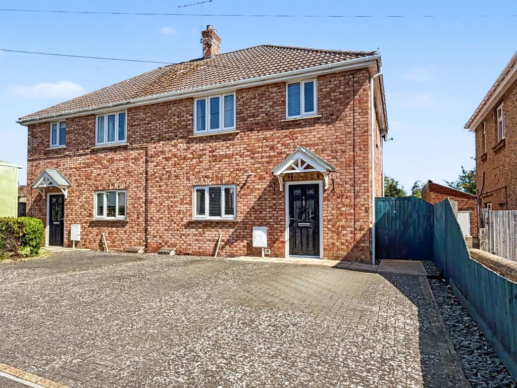 Property photo 1 of 32 5069570