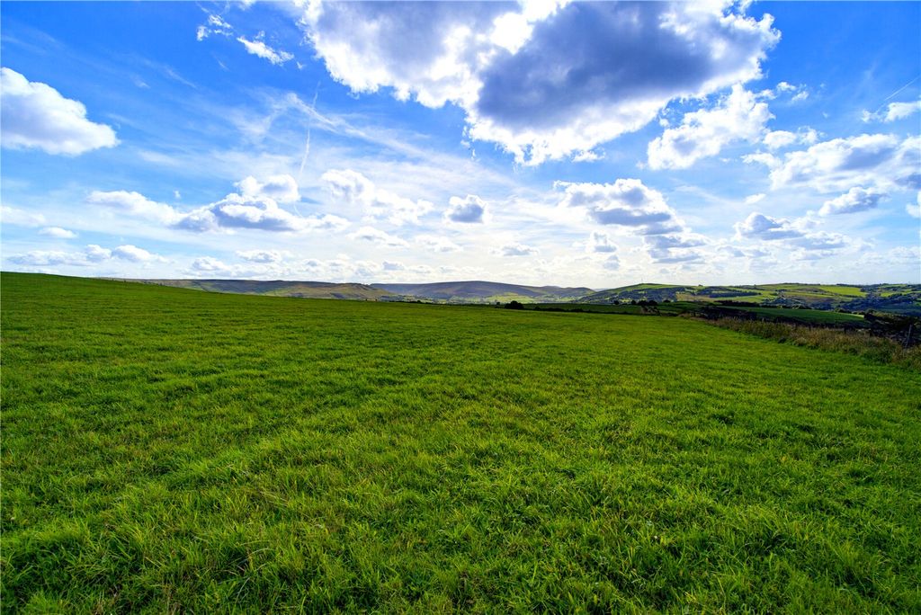 Property photo 3 of 6 Land