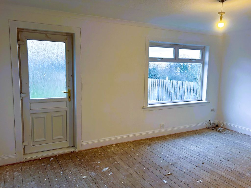 Property photo 2 of 29 02 - Living Room 1