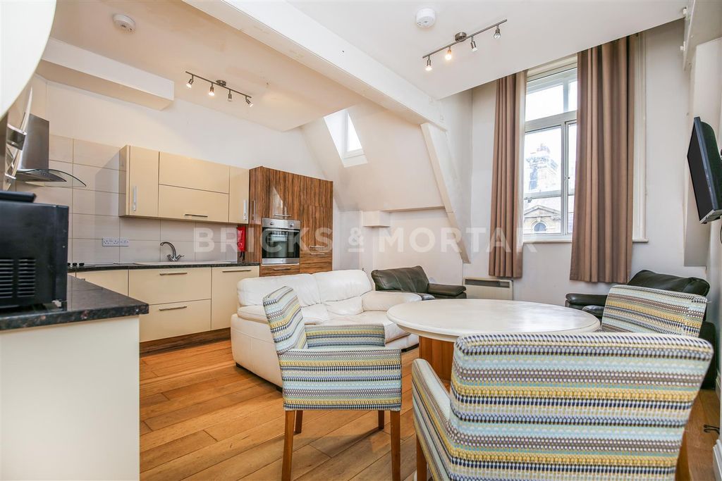 Property photo 2 of 12 0Ytr-Xm3H0S98Zmgbvun7G.Jpg