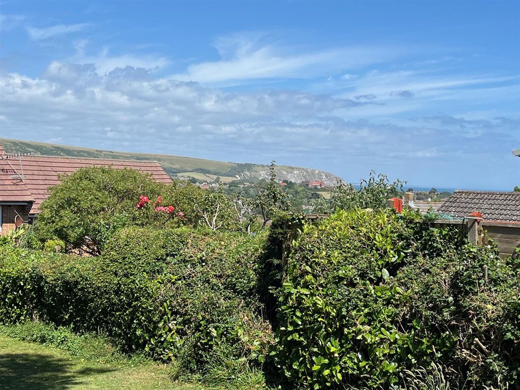 Property photo 3 of 21 4242 Garden View.Jpg
