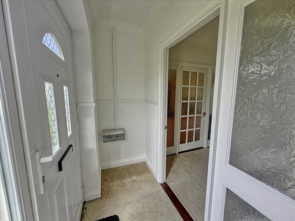 Property photo 3 of 23 Entrance Porch