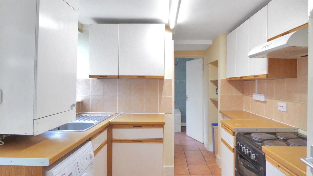 Property photo 1 of 7 41 Boulter 5.Jpg