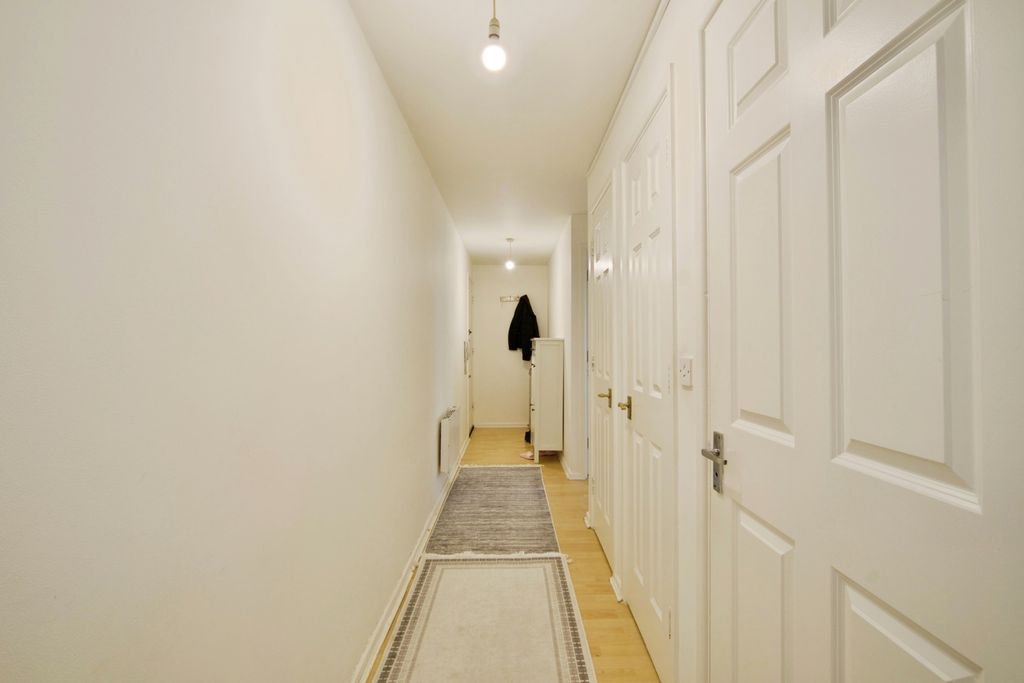 Property photo 3 of 22 Pbox-Img.Jpg