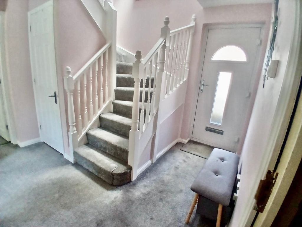 Property photo 3 of 21