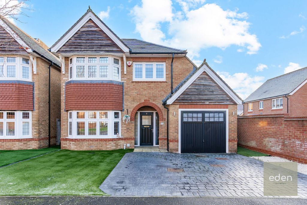 Property photo 1 of 26