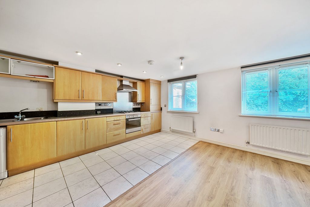 Property photo 1 of 13 1314205-10-68544E...