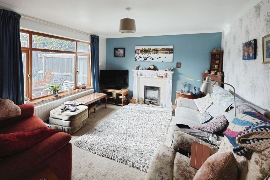 Property photo 2 of 18 Pbox-Img.Jpg
