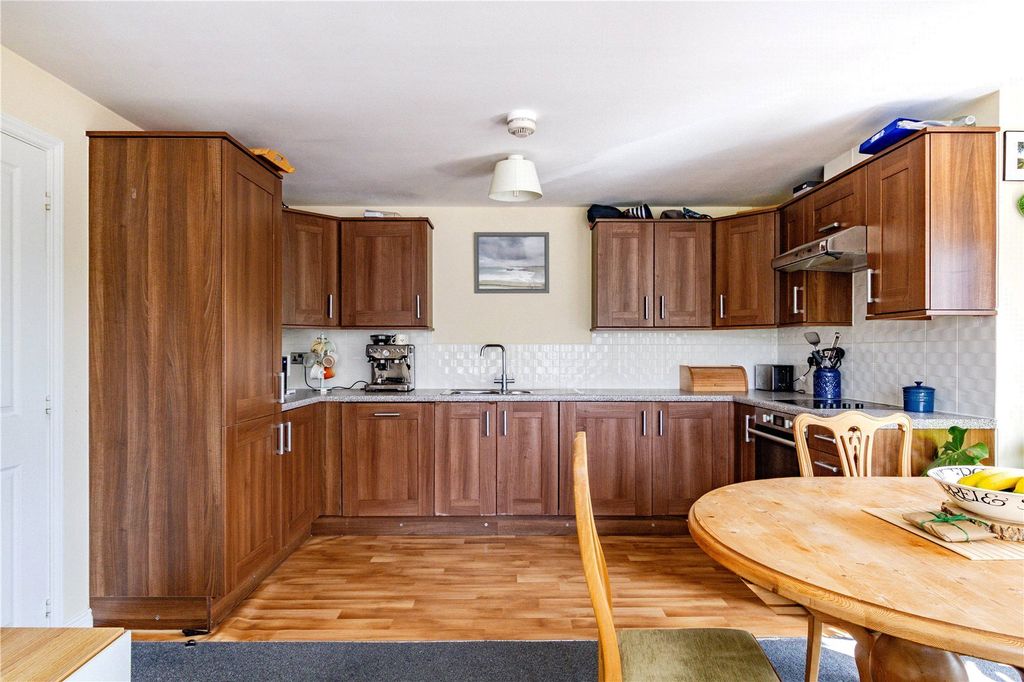 Property photo 1 of 12 Picture No. 03