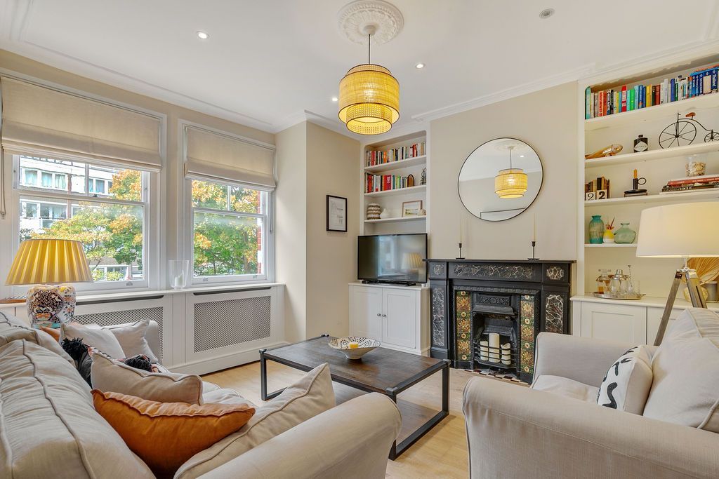 Property photo 1 of 33