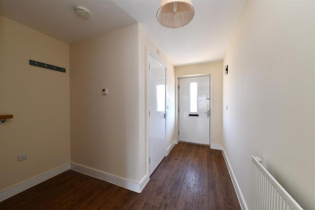 Property photo 2 of 24