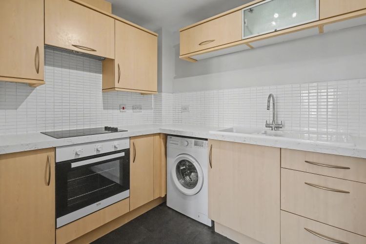 Property photo 2 of 8 325590