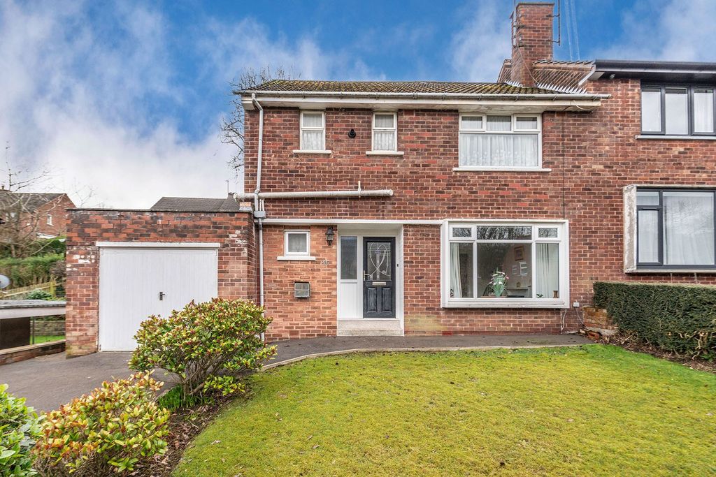 Property photo 1 of 20