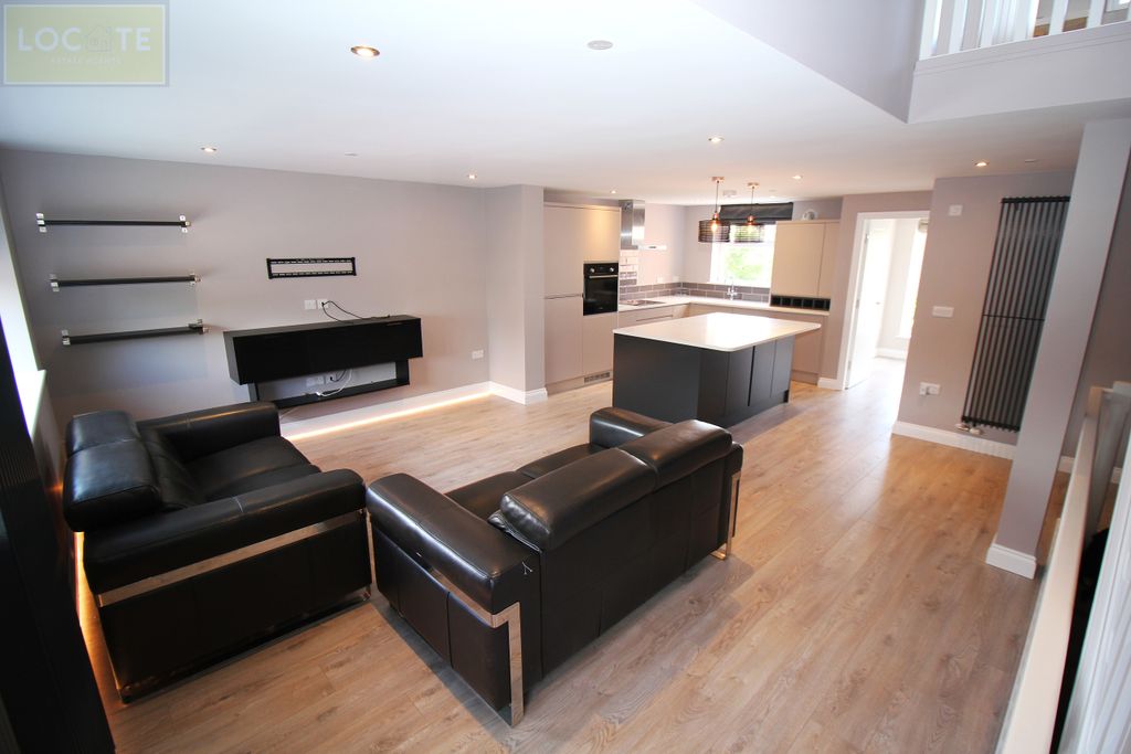 Property photo 3 of 13 Img_4284.Jpg