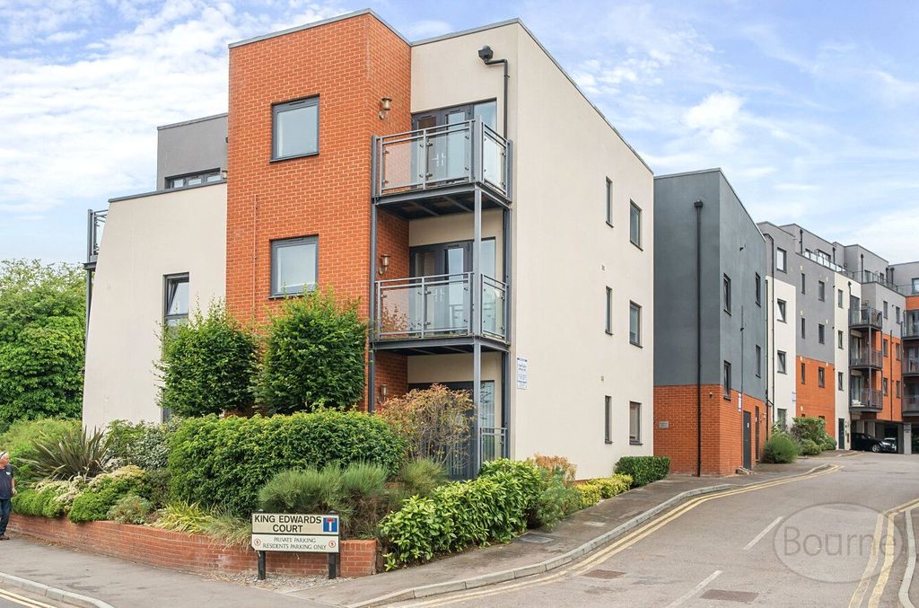 Property photo 1 of 7 61292E7c-Bdb8-426...