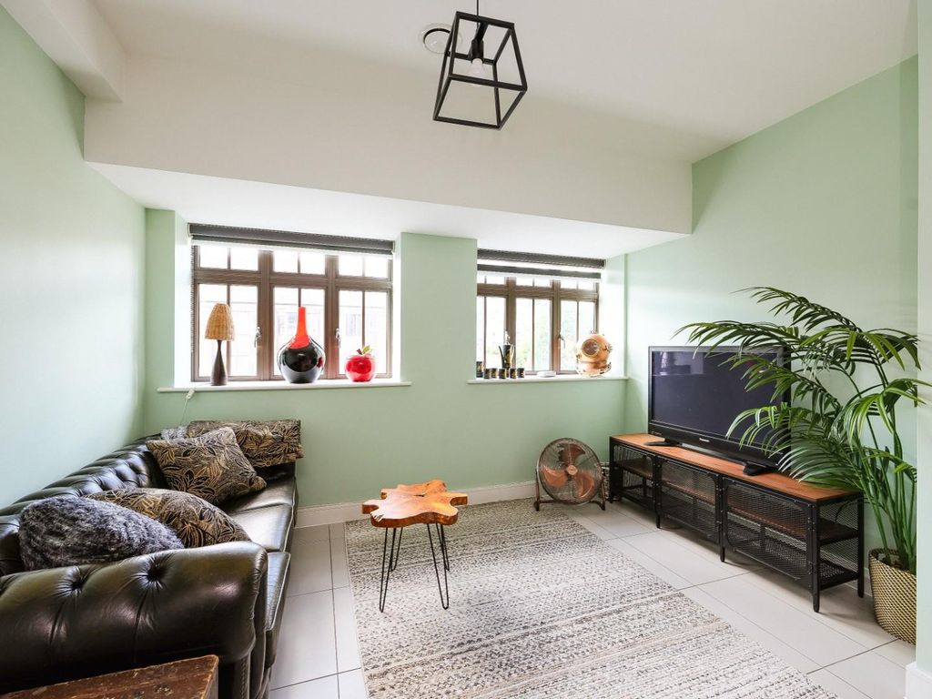 Property photo 1 of 28 Cnr52912.Jpg