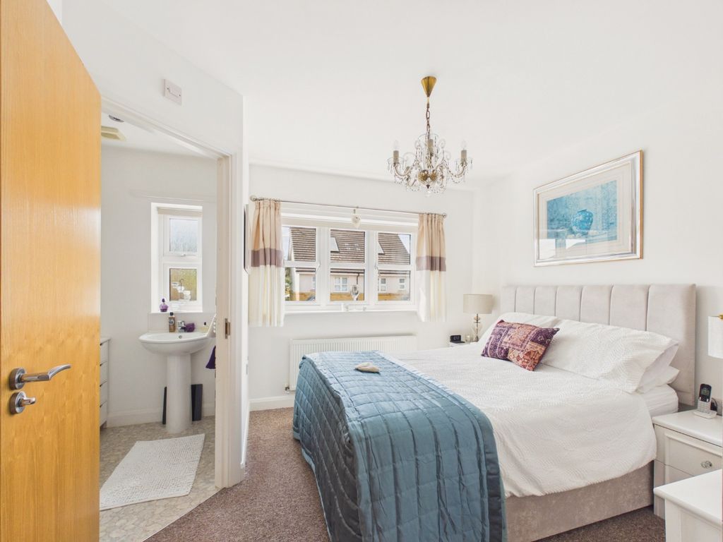Property photo 3 of 22 5370825
