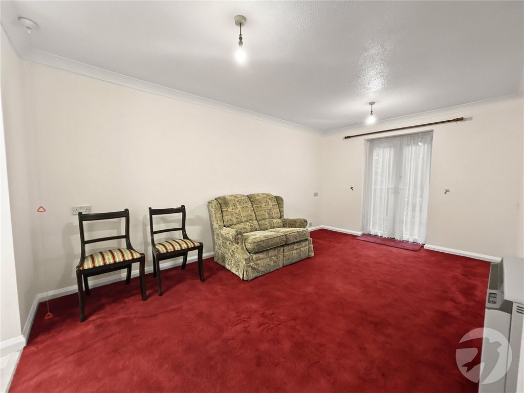 Property photo 2 of 15 Picture No. 01