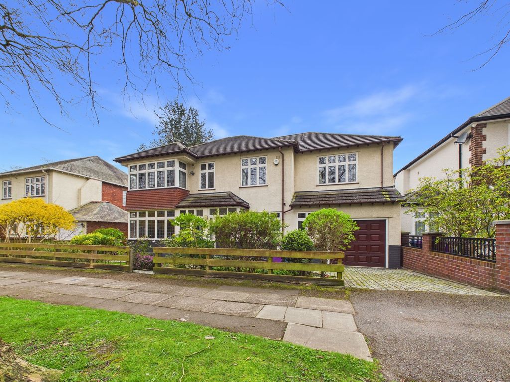 Property photo 1 of 35